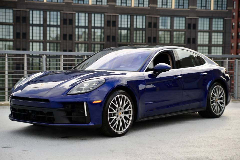 2024 Porsche Panamera Base