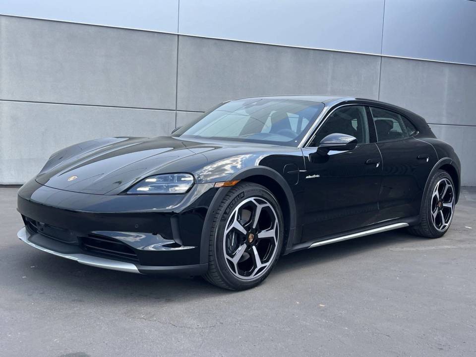 2025 Porsche Taycan 4 Cross Turismo