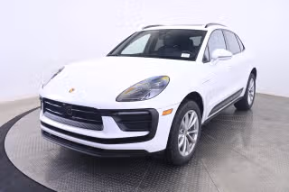 2026 Porsche Macan's photo