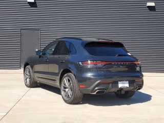 2026 Porsche Macan Base - Photo 17