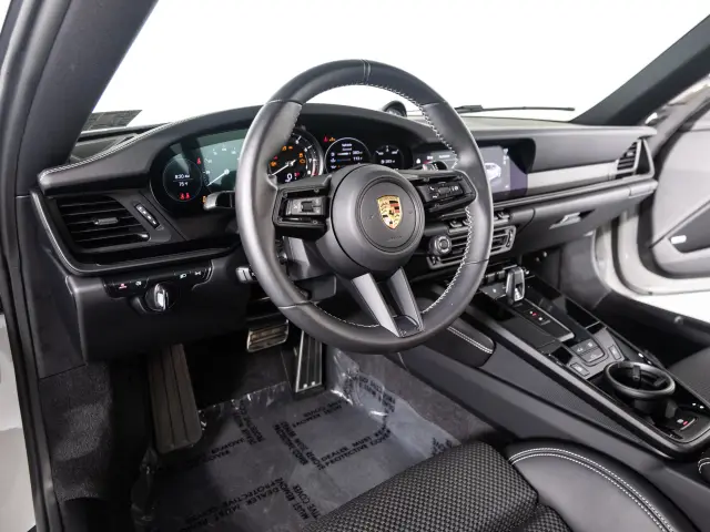 2024 Porsche 911 T - Photo 30