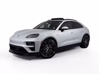 2025 Porsche Macan Macan Turbo Electric's photo