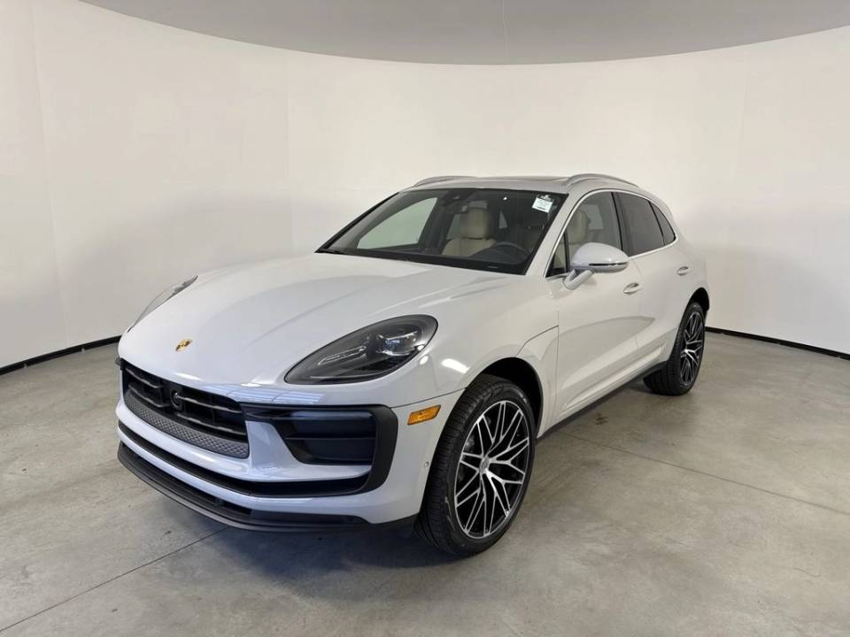 2026 Porsche Macan