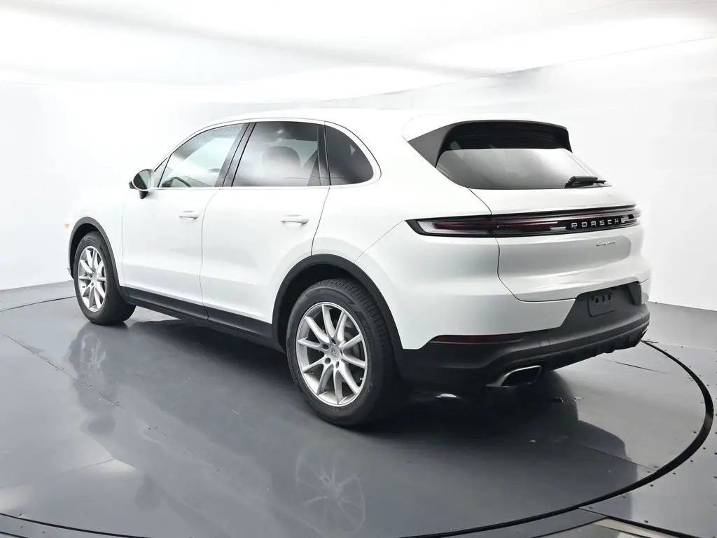 2024 Porsche Cayenne Base - Photo 24