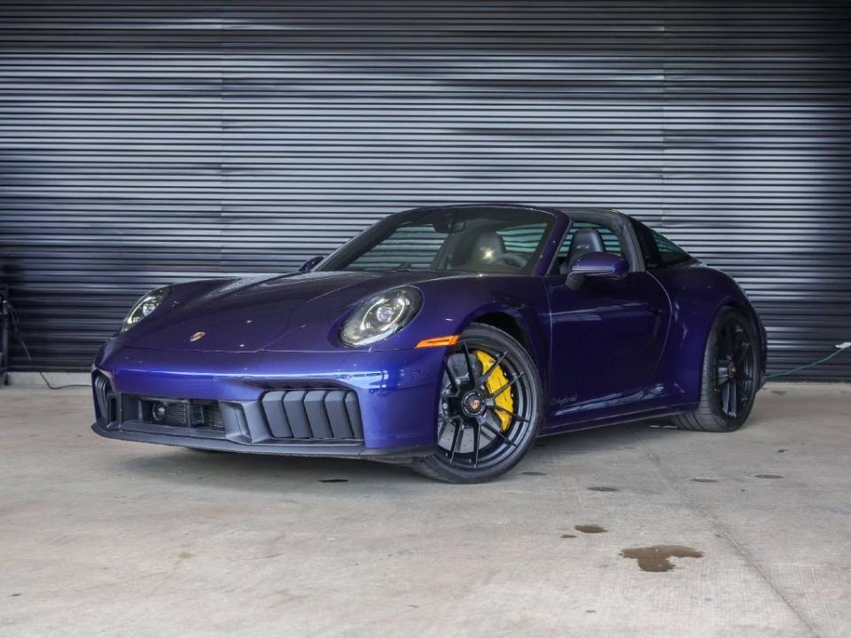 2025 Porsche 911