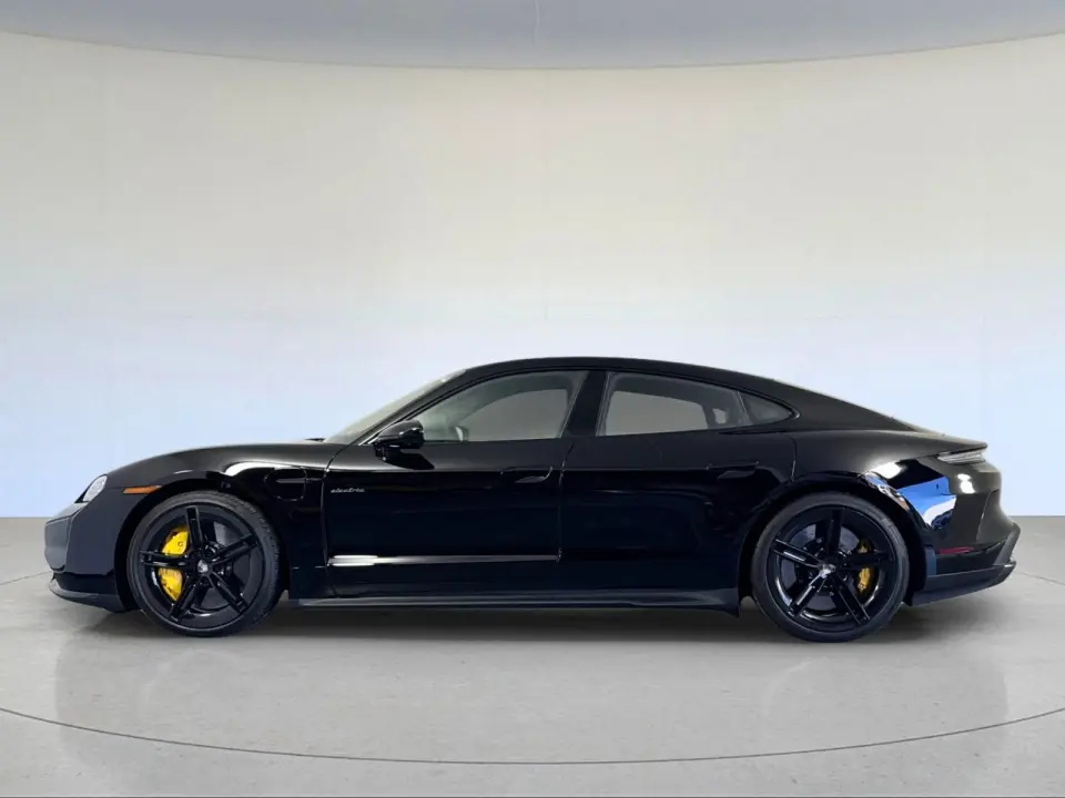 2026 Porsche Taycan Turbo S - Photo 15