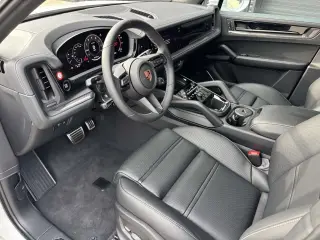 2026 Porsche Cayenne GTS - Photo 29