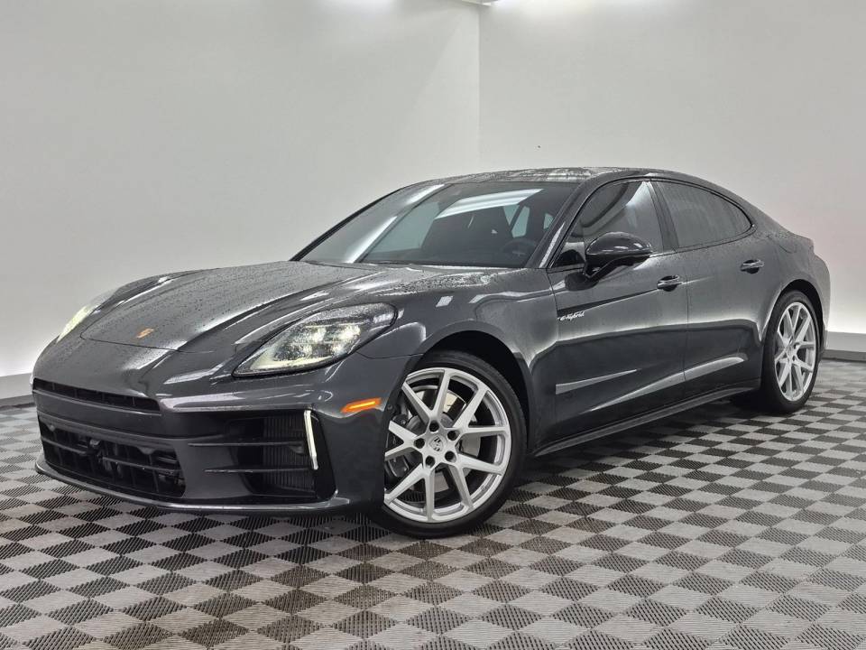 2025 Porsche Panamera