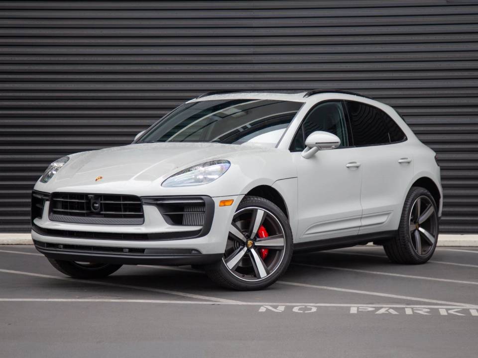 2026 Porsche Macan