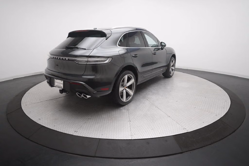 2026 Porsche Macan T - Photo 20