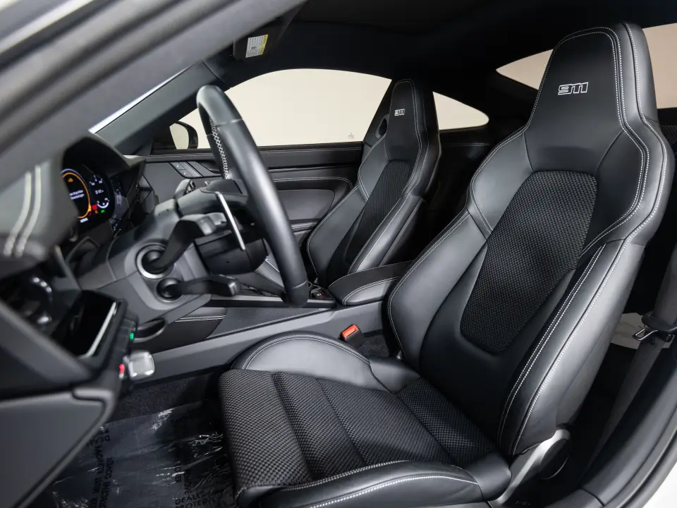 2024 Porsche 911 T - Photo 39