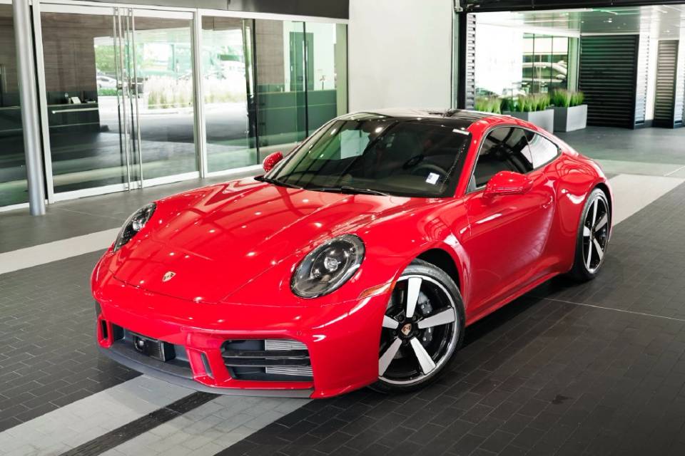 2025 Porsche 911