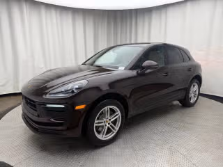 2026 Porsche Macan -'s photo