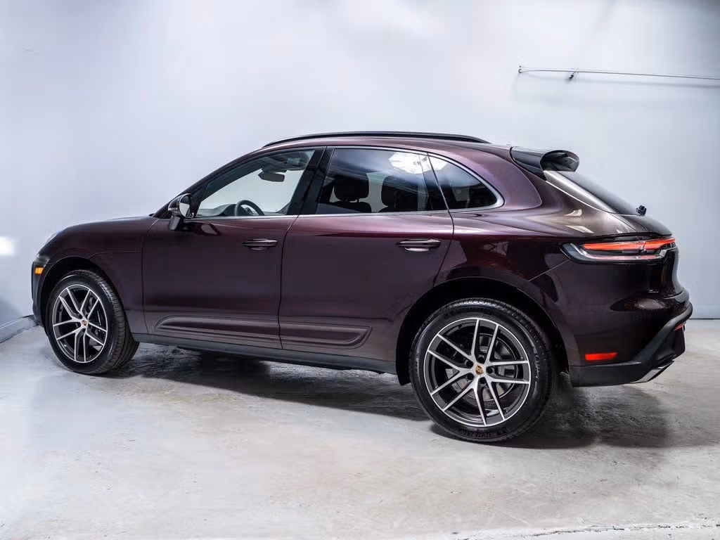 2026 Porsche Macan Base - Photo 12