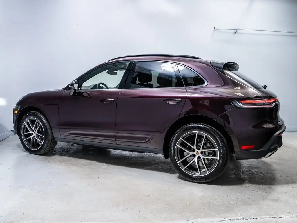 2026 Porsche Macan Base - Photo 16