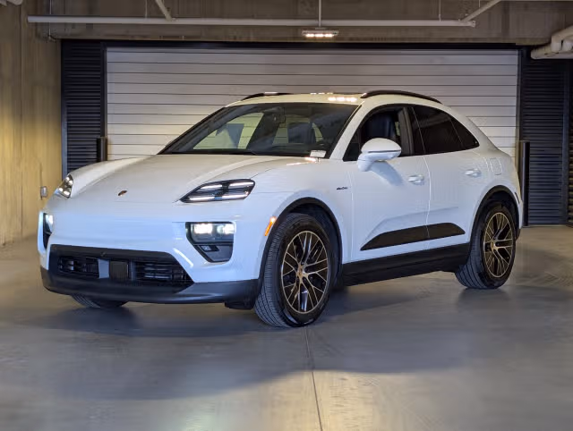 Used 2026 Porsche Macan Base with VIN WP1AA2XA1TL000115 for sale in Littleton, CO