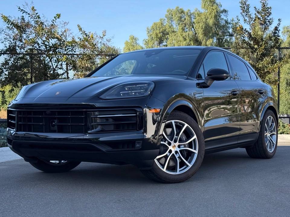 2025 Porsche Cayenne Coupe