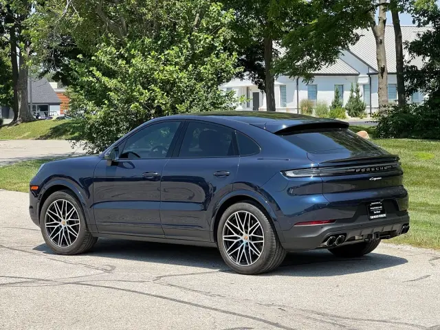 2024 Porsche Cayenne Coup Base - Photo 22