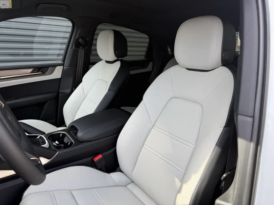 2026 Porsche Cayenne Coup Base - Photo 39