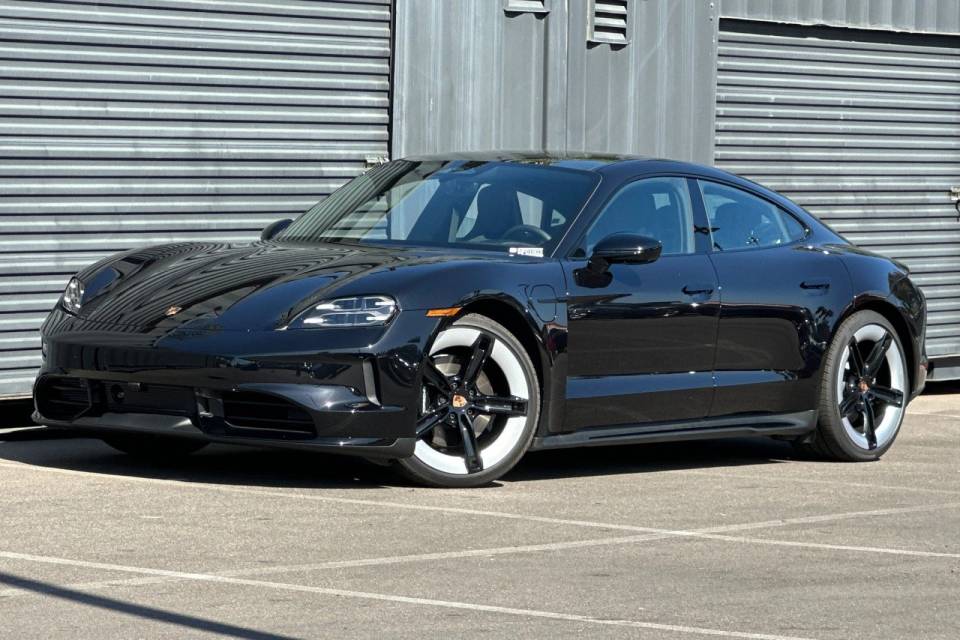 2026 Taycan 4 Black Edition listing photo