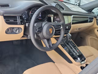 2026 Porsche Macan Base - Photo 25