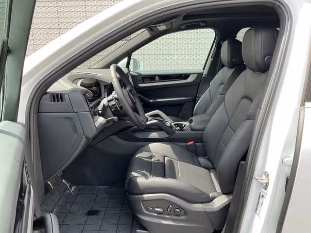 2026 Porsche Cayenne Base - Photo 35