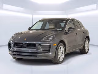 2025 Porsche Macan's photo