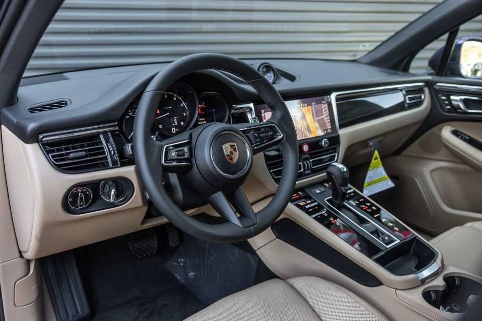 2026 Porsche Macan