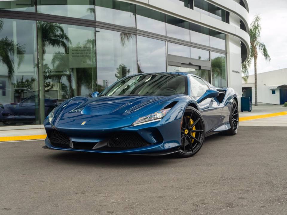 2023 Ferrari F8