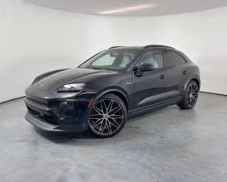 2024 Porsche Macan Macan 4 Electric's photo