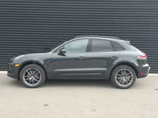 2026 Porsche Macan Base - Photo 13