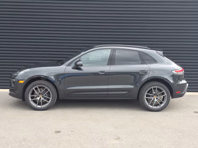 2026 Porsche Macan Base - Photo 10