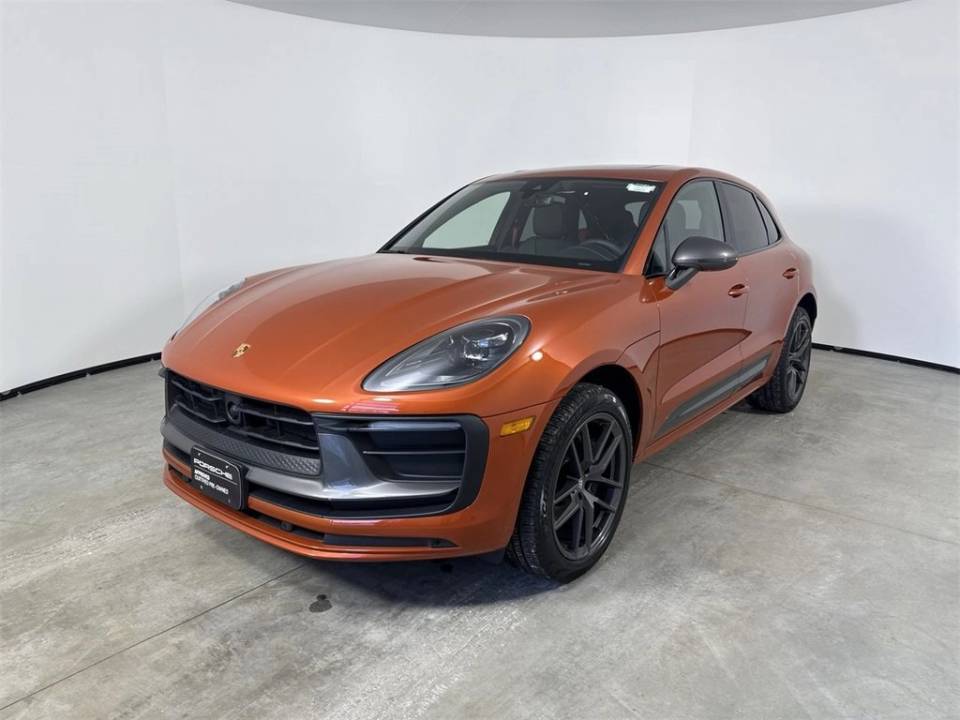 2023 Porsche Macan T