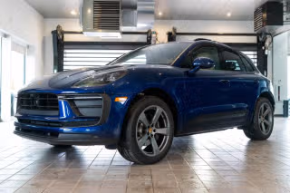 2026 Porsche Macan -'s photo