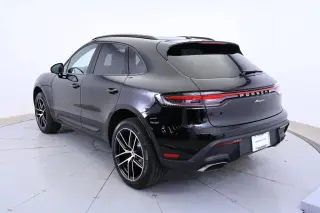 2025 Porsche Macan Base - Photo 21