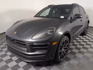 2026 Porsche Macan's photo