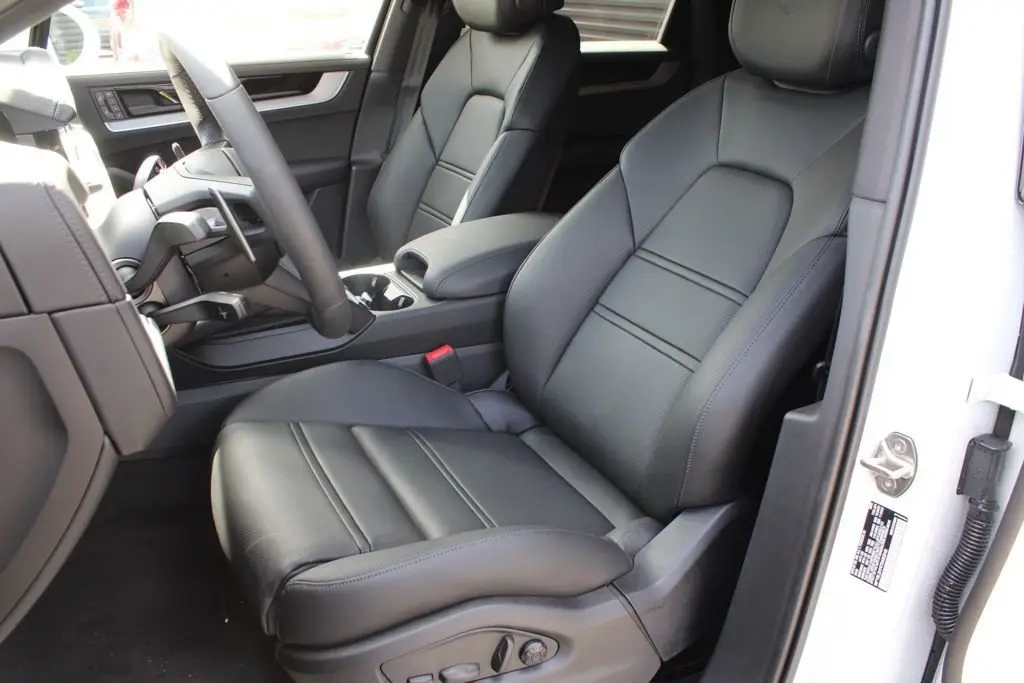 2026 Porsche Cayenne Coup S - Photo 40