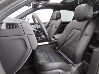 2026 Porsche Cayenne E-Hybrid - Photo 33