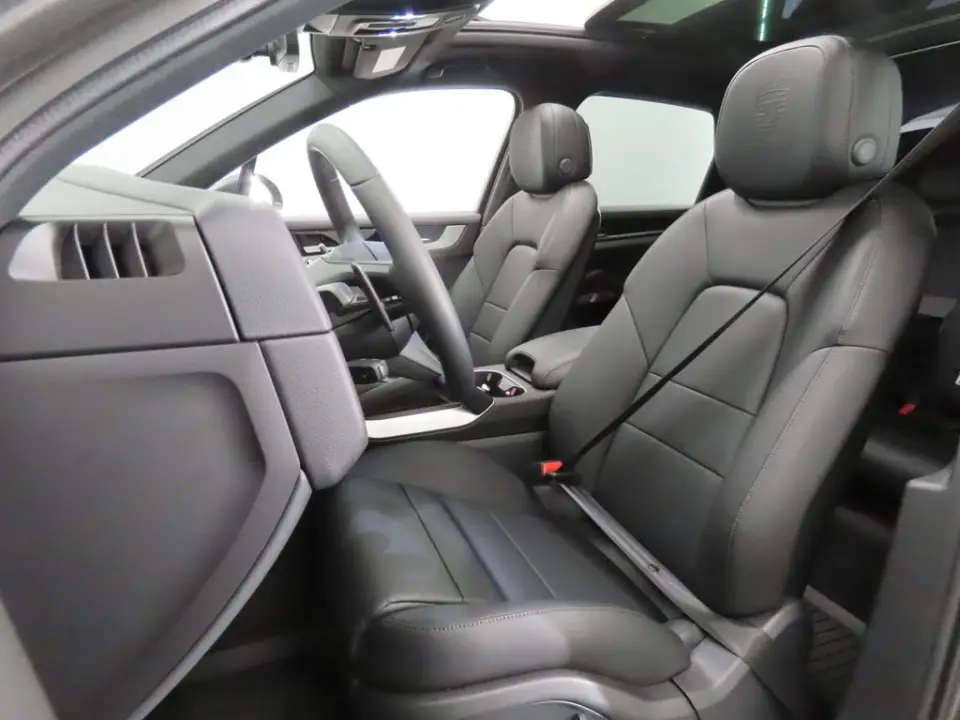 2026 Porsche Cayenne E-Hybrid - Photo 39