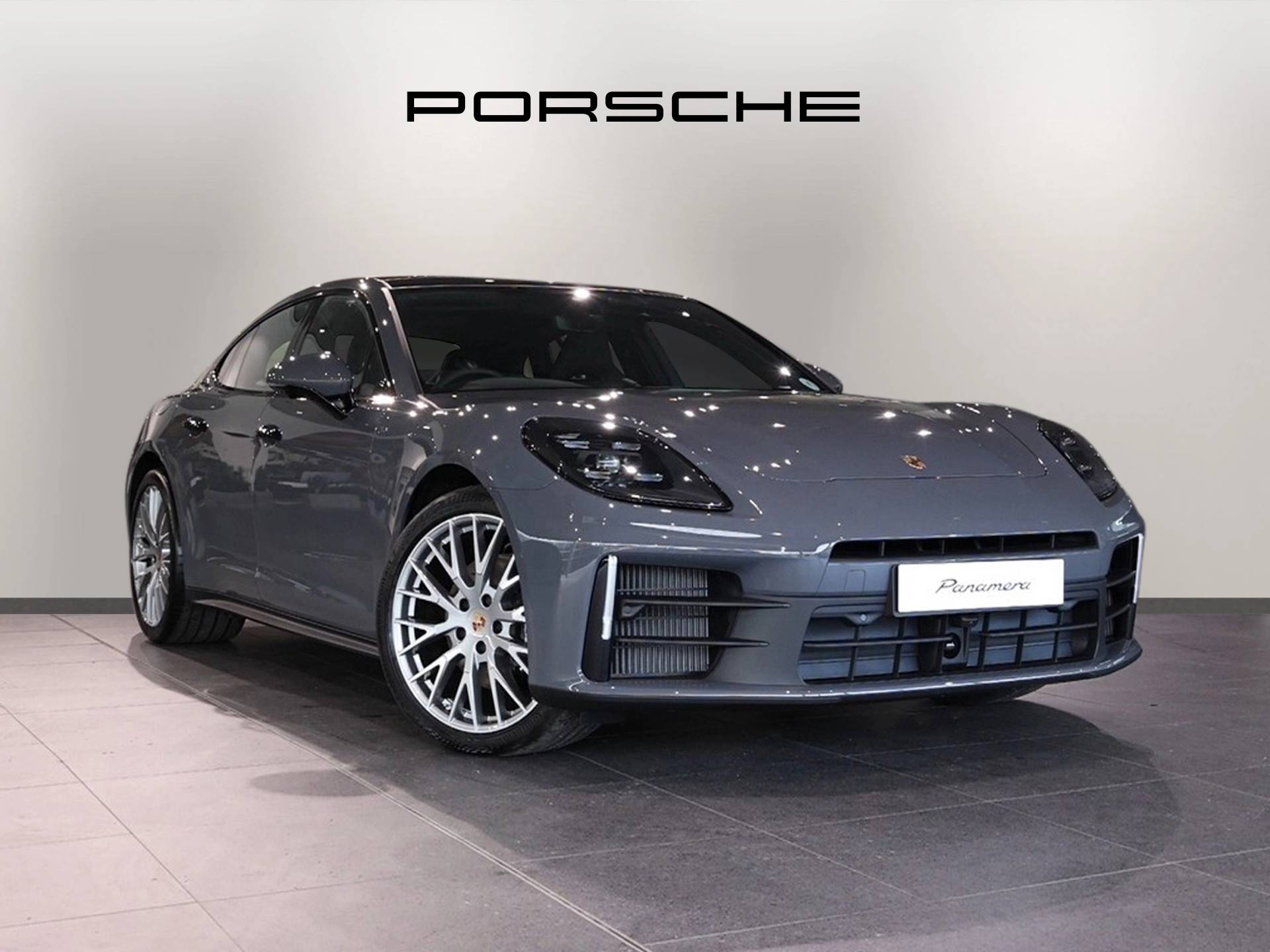 Panamera, photo 1 of 30