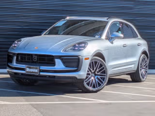 2026 Porsche Macan's photo