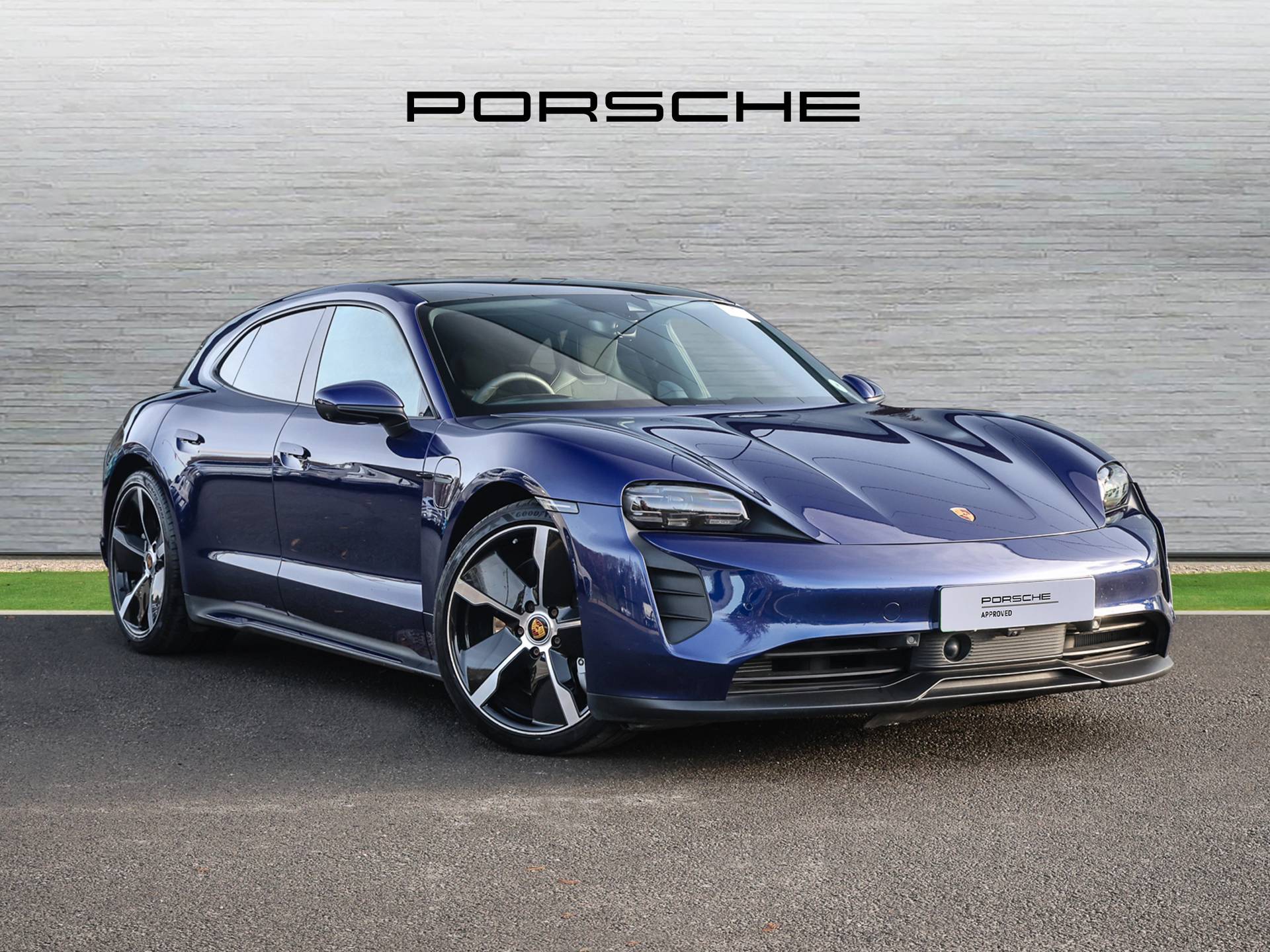 Taycan Sport Turismo, photo 1 of 29