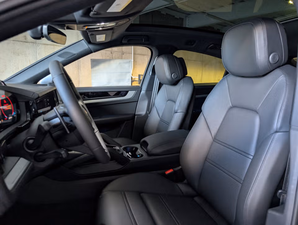 2026 Porsche Cayenne Coup S - Photo 35