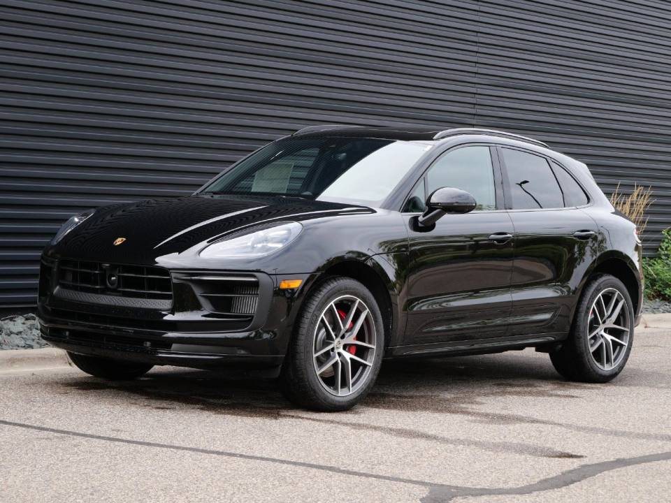 2026 Porsche Macan