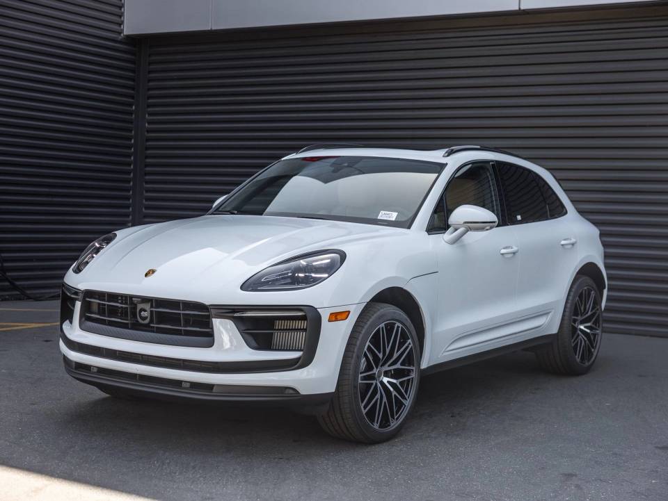 2026 Porsche Macan