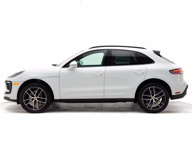 2025 Porsche Macan Base - Photo 10