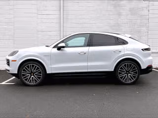 2026 Porsche Cayenne Coup E-Hybrid - Photo 9