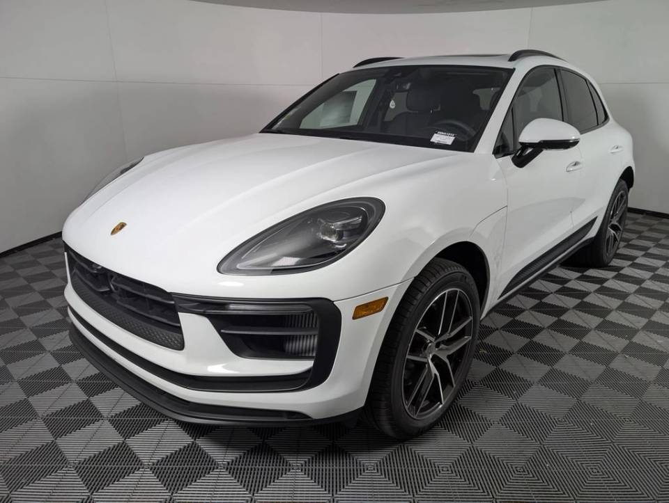 2026 Porsche Macan