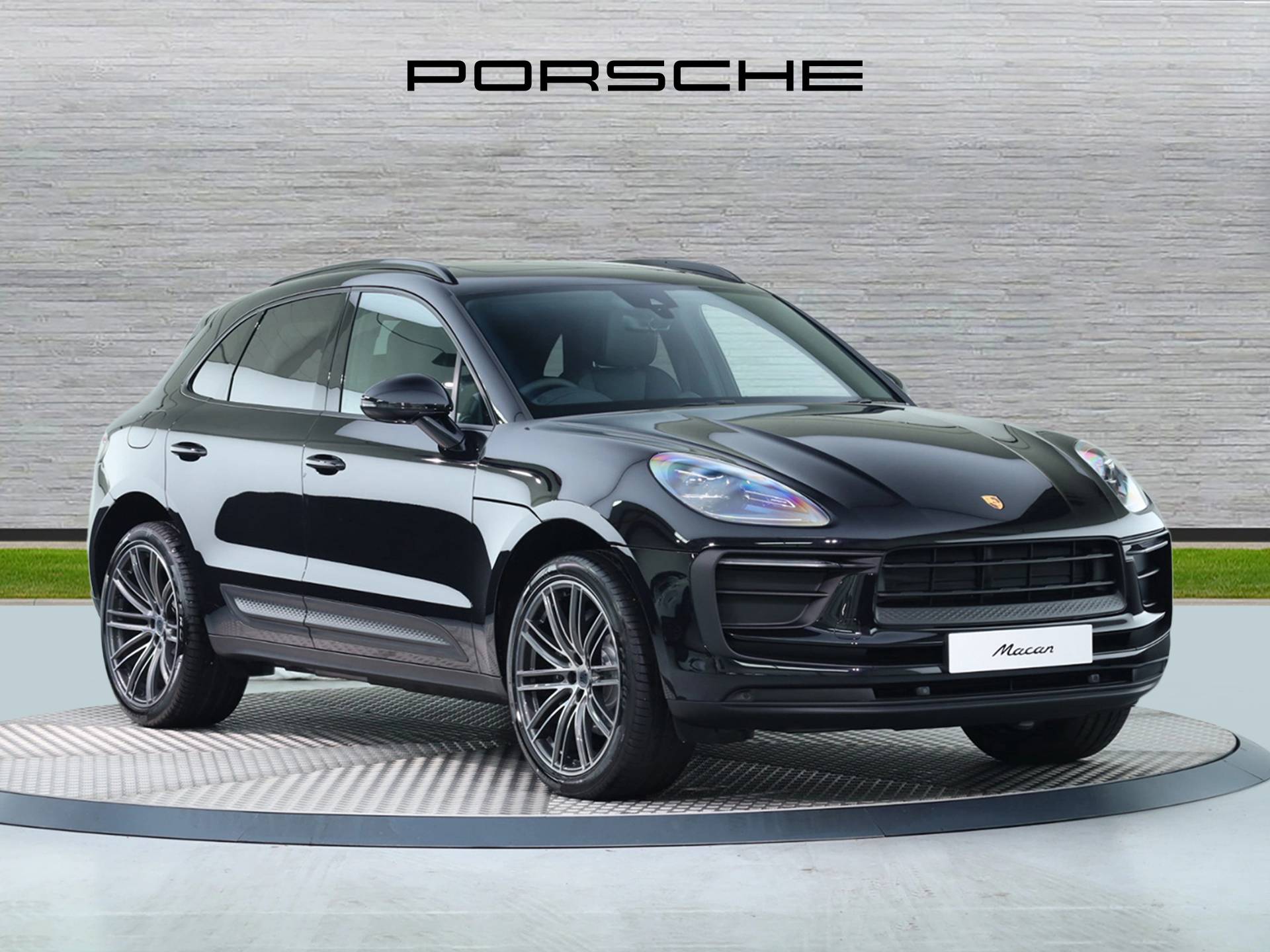 Macan, photo 1 of 39