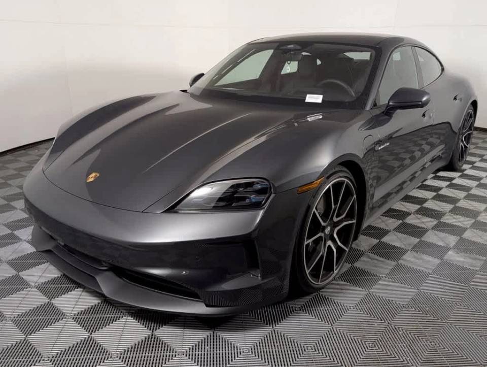 2026 Porsche Taycan